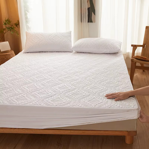Waterproof quilted mattress - quilted,